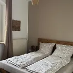 아파트 Upperroom - *